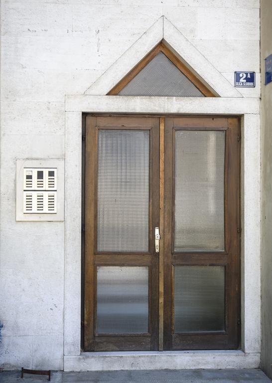 Ideal Location Split Apartments Δωμάτιο φωτογραφία